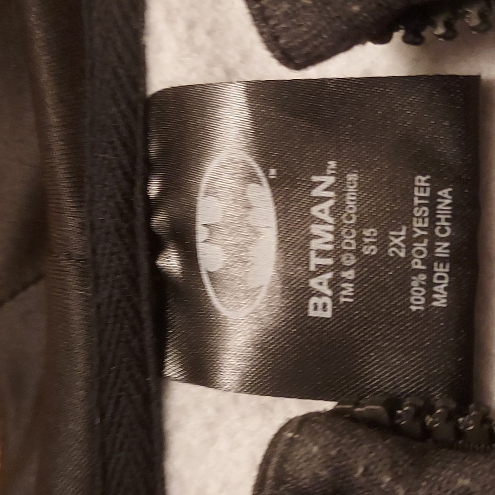 Batman Hoodie Size 2X - Picture 3 of 6